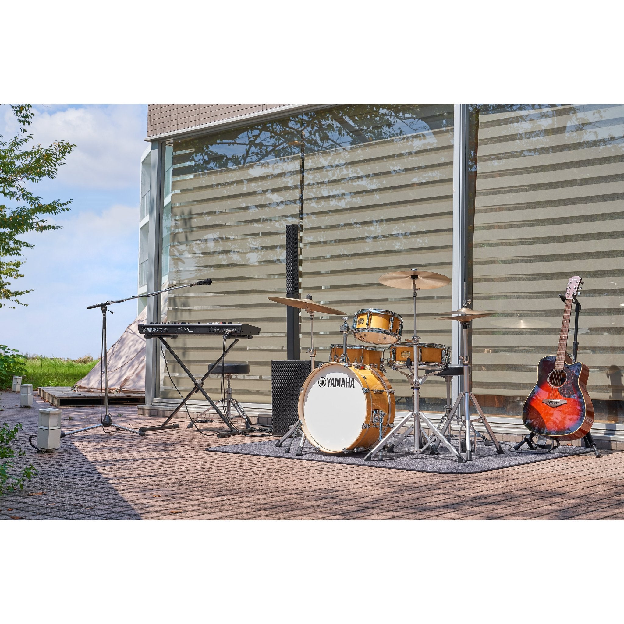 Yamaha SC Hip Natural Wood Finish in the Wild